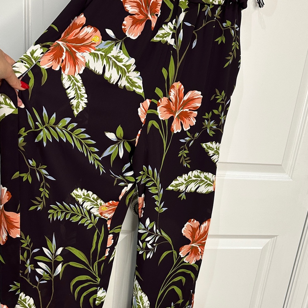 Adrianna Papell Floral Cold Shoulder Jumpsuit Wide Leg Flutter Sleeve Size 10 - Picture 5 of 10